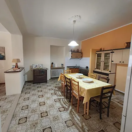 Le Noir Capistrello